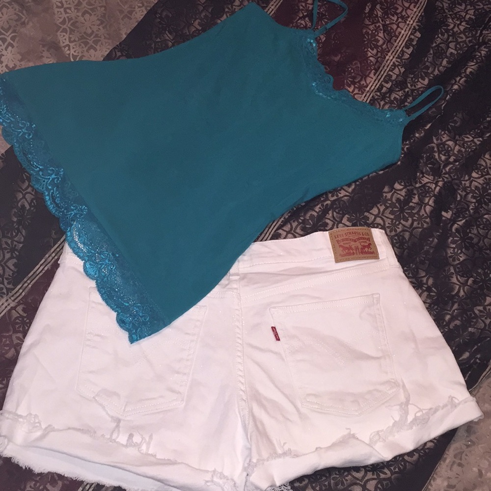 Levi &Express outfit 🍀